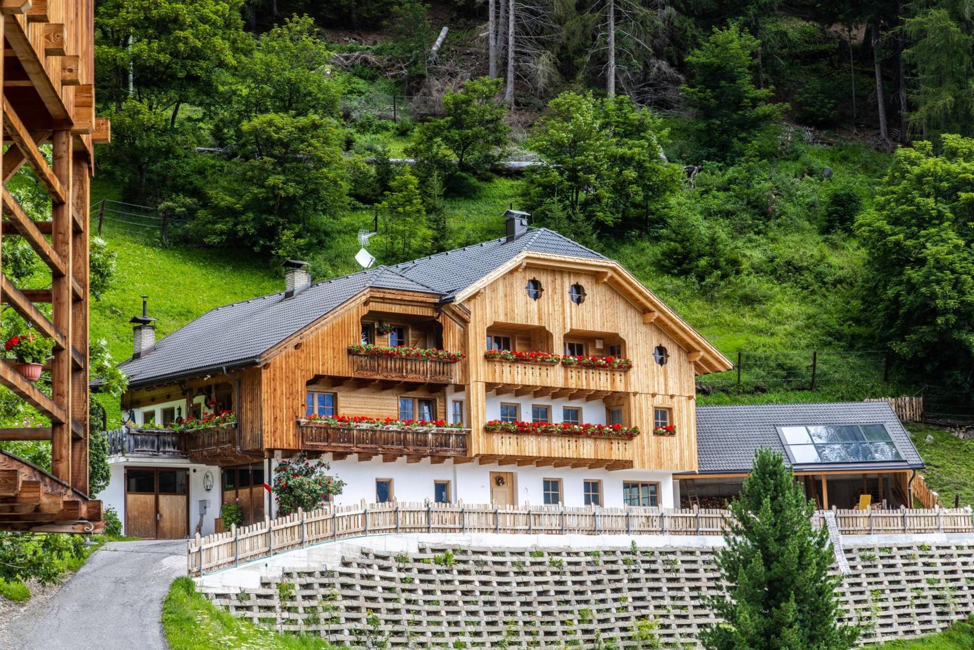Farm Chalet Jusciara باديا المظهر الخارجي الصورة